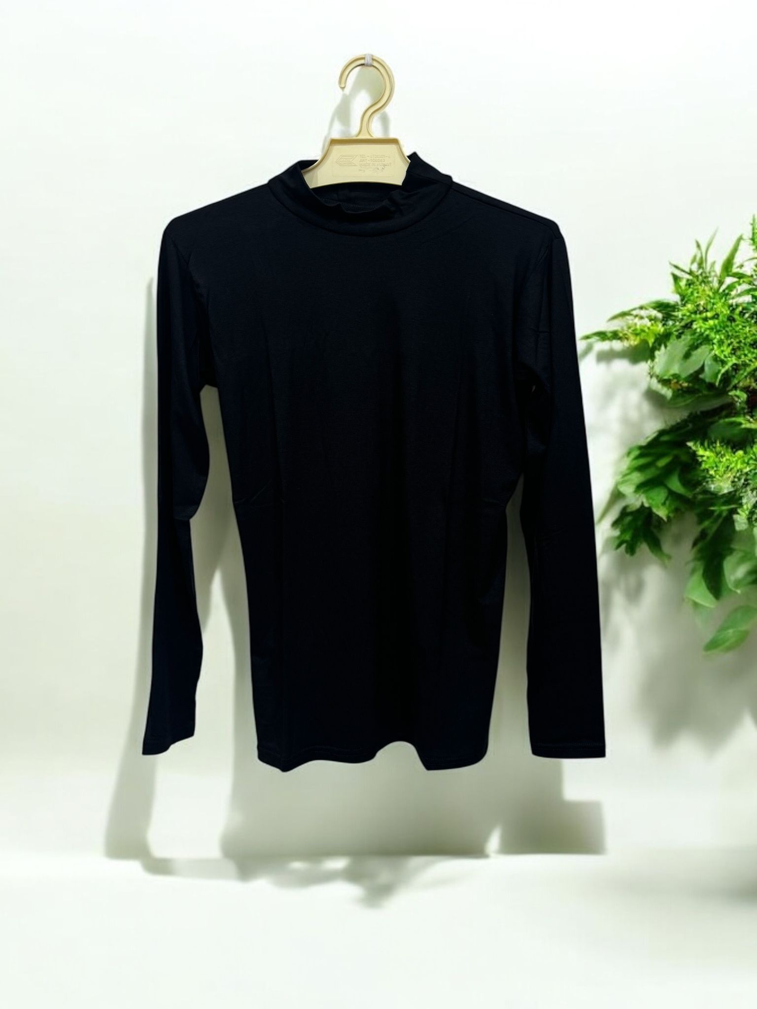 Long sleeves with high neck (Black)