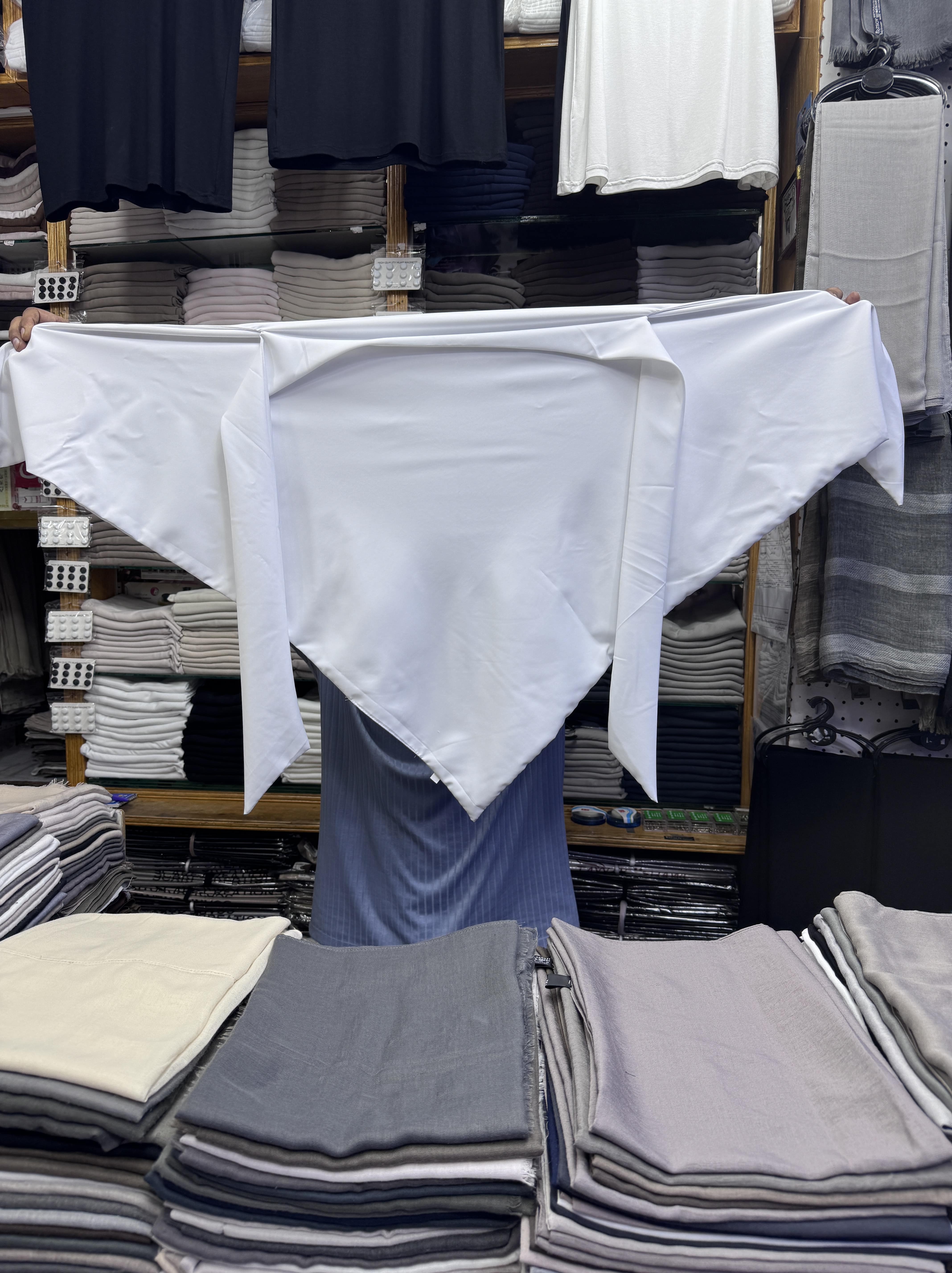 حجاب مدرسة (مقاس ١٤٠)